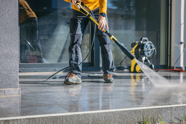Professional  Pressure Washing Services in Highland, CA
